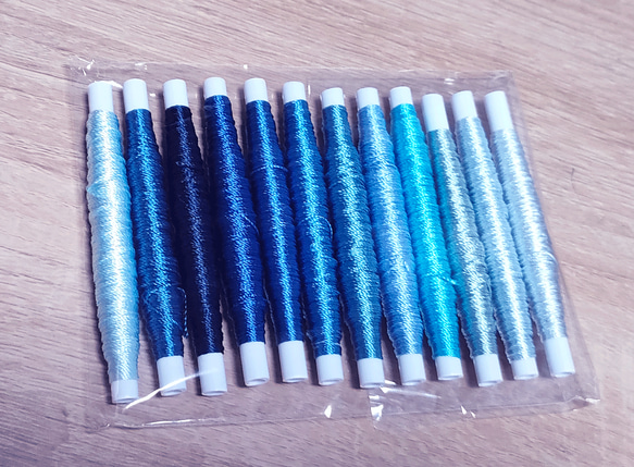 絹糸「ブルー系12色」約0.5mm×14m前後　～組み紐や日本刺繍に～　かがり糸　刺繍糸　青色　シルク100％ 4枚目の画像