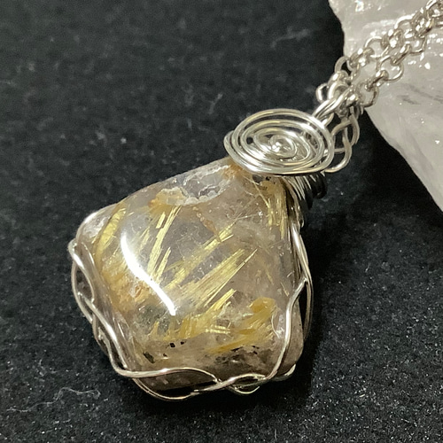 太陽ルチル金運アップ原石天然放射ルチルクォーツ