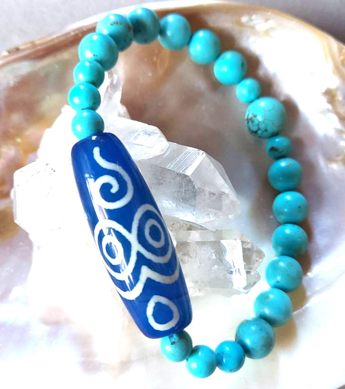 珍しい青色の天珠さん‼️法相仏眼天珠さんのブレスレット