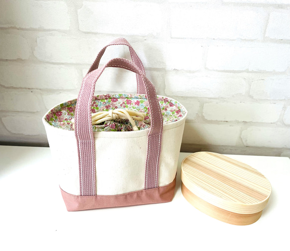 トートバッグ型（巾着タイプ）保冷保温バッグ　ランチバッグ　お弁当バッグ　ピンク　花柄 1枚目の画像