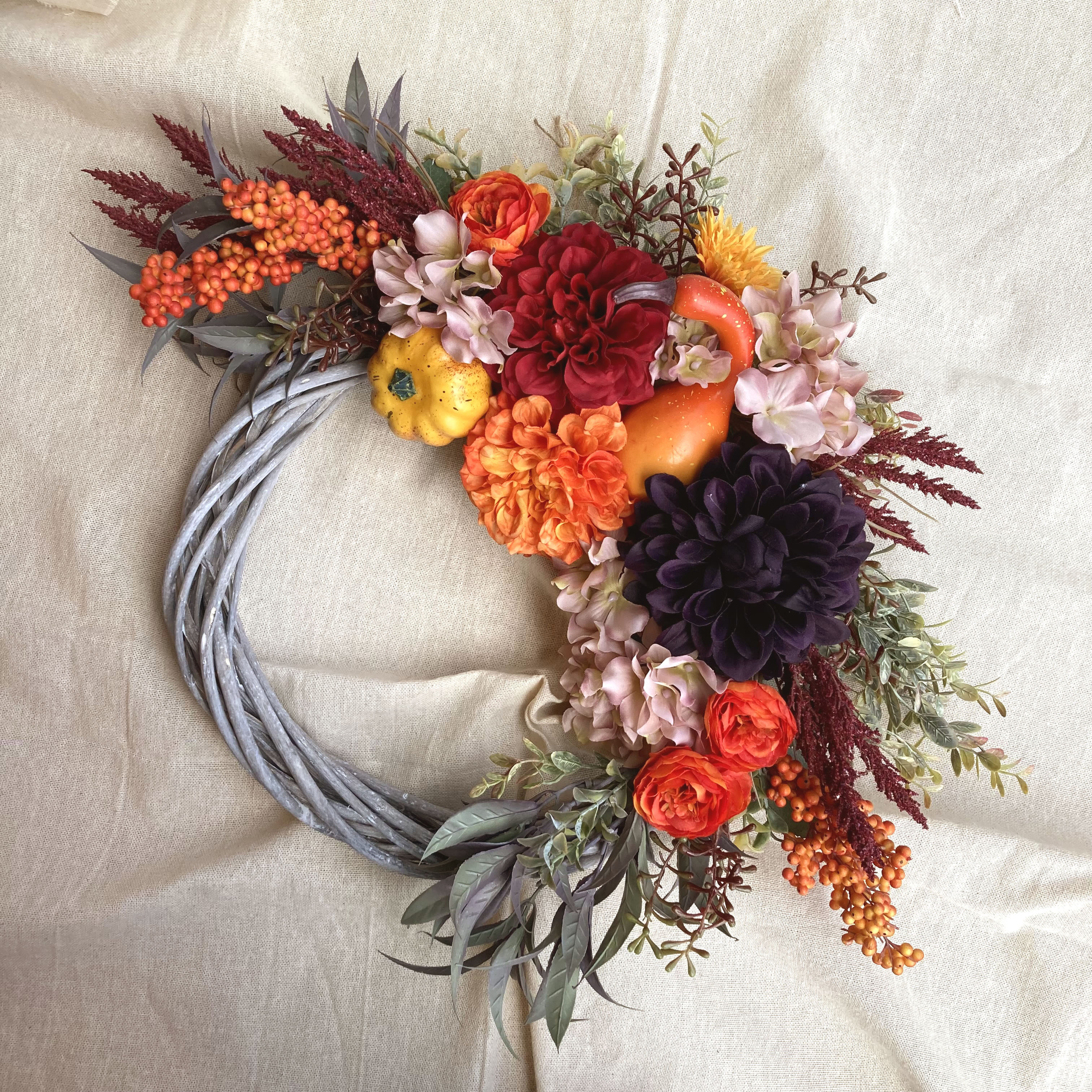 一点物【HALLOWEEN】実りの秋のハロウィンリース ５４cm　大きめサイズ・ＬＬ／三日月