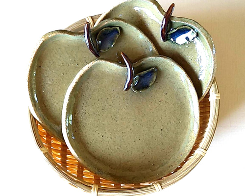 未使用 NORITAKE 17cmケーキ皿5枚 お祝い 新生活 オピュレンス 陶のケーキ皿【千葉の名産『梨』】 中皿 陶芸幸房 ふたつの虹