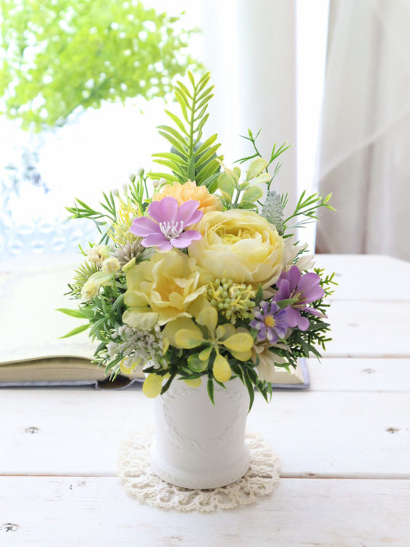お供えアレンジ｜小さなお供え花｜造花アレンジ｜アーティフィシャルフラワー│造花ギフト｜お供え花｜枯れない花｜仏花 2枚目の画像