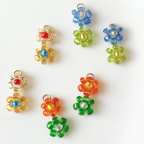 ビーズを中心としたハンドメイドアクセサリー材料大量