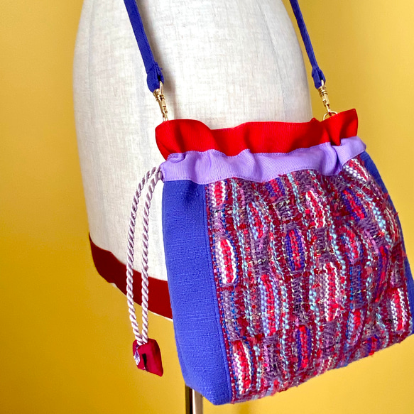 2wayドローストリングバッグ【手織り】ミニショルダー 赤×パープルミックス 4枚目の画像