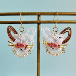 Mizuhiki 印花布貓耳環 耳朵顏色: 棕色 耳環/耳環 第1張的照片