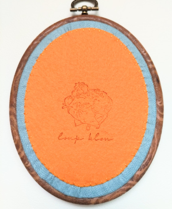 花かんむりのコマドリちゃん 刺繍フレーム 6枚目の画像