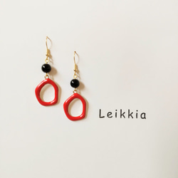 ●Leikkia●レトロデザインパーツピアス（着画あり） 1枚目の画像