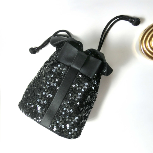 スパンコールとシルクサテンのパーティバッグ 巾着 spangle formal bag
