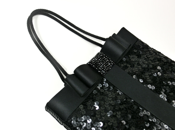 スパンコールとシルクサテンのパーティバッグ　spangle　formal　bag　セレモニー　パーティ用　サブバッグ 8枚目の画像