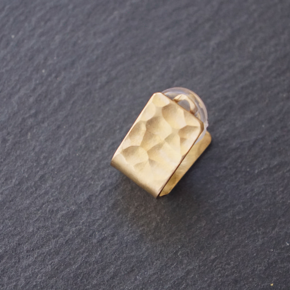 [單隻耳環/蝴蝶彈簧規格]黃銅製成的小“echo” 第6張的照片