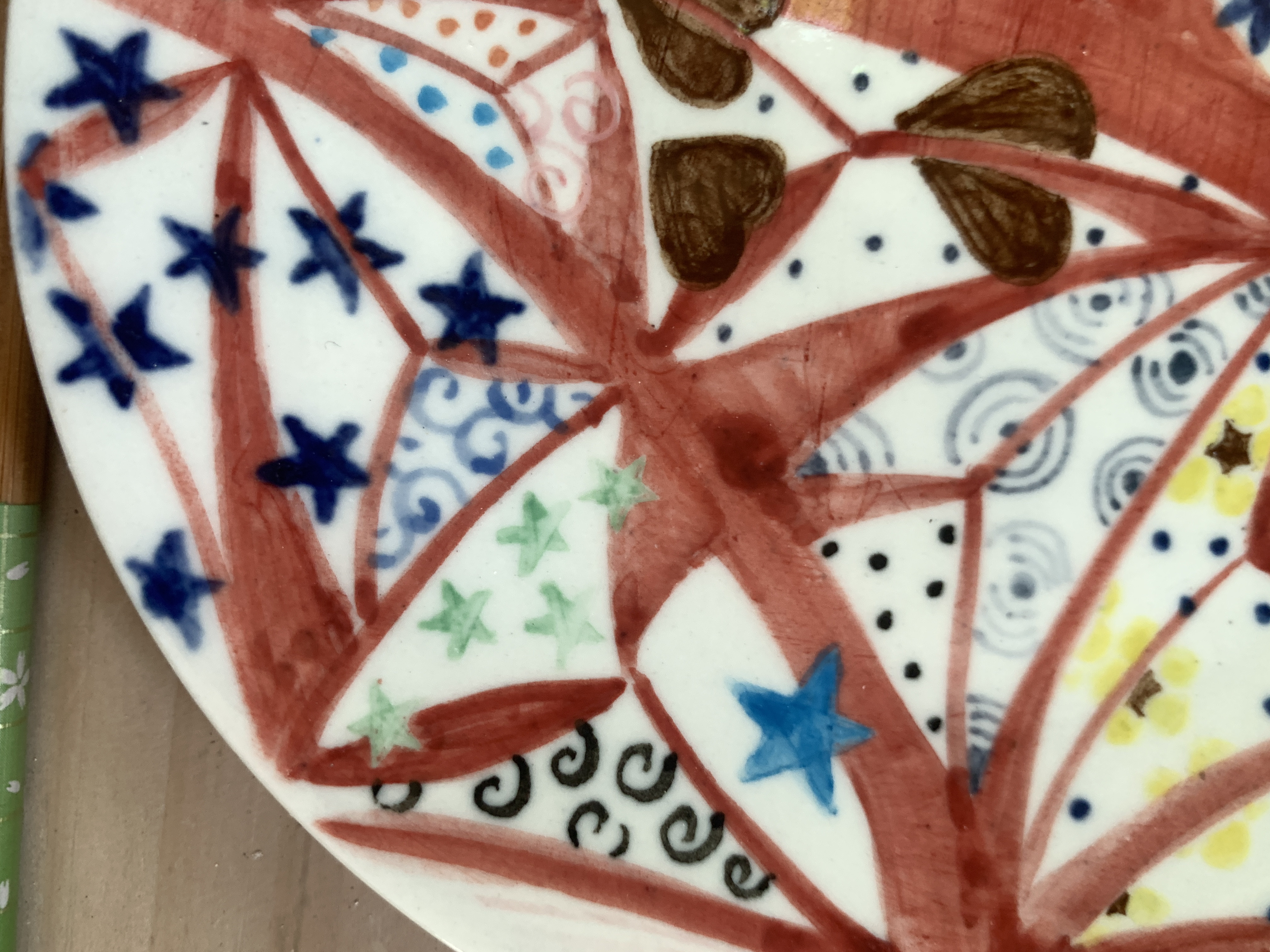 麻の葉ファンファーレ中皿（赤）