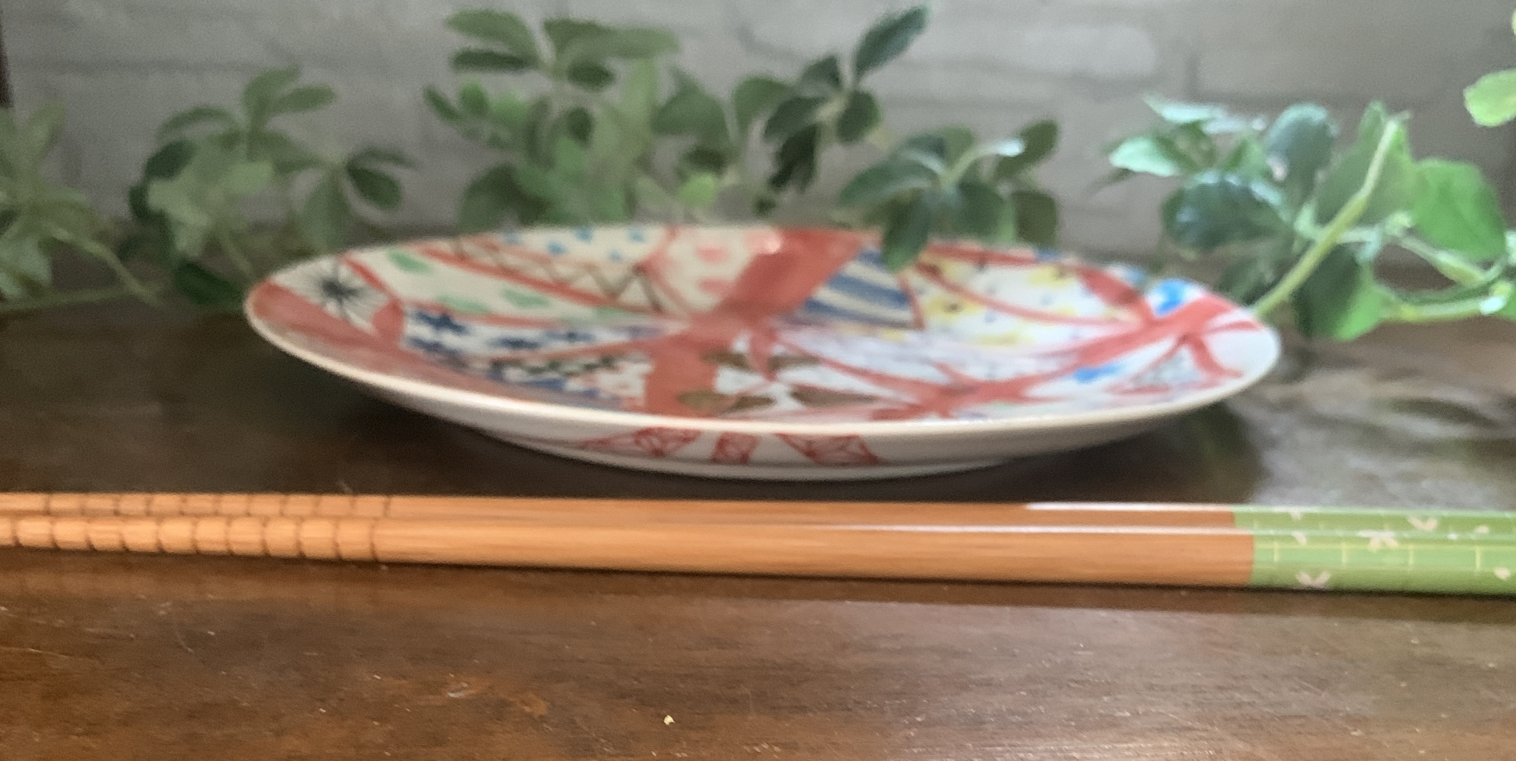 麻の葉ファンファーレ中皿（赤）