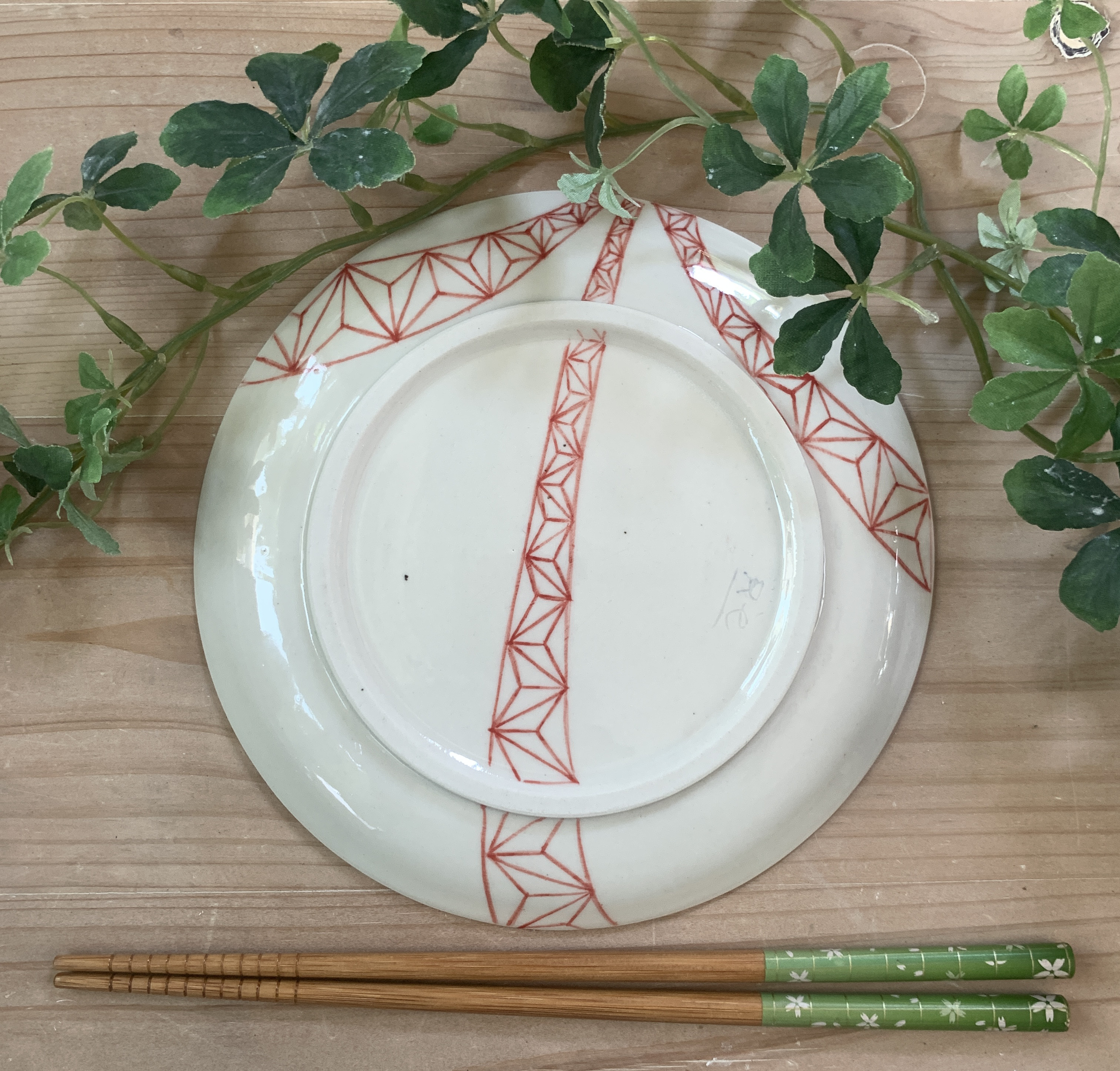 麻の葉ファンファーレ中皿（赤）