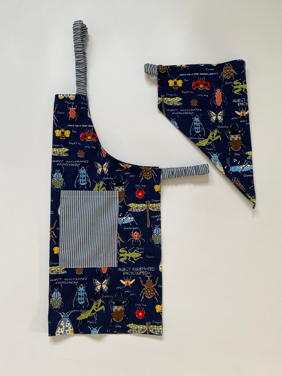昆虫柄☆130〜140こどもエプロン、三角巾、巾着3点セット　 2枚目の画像