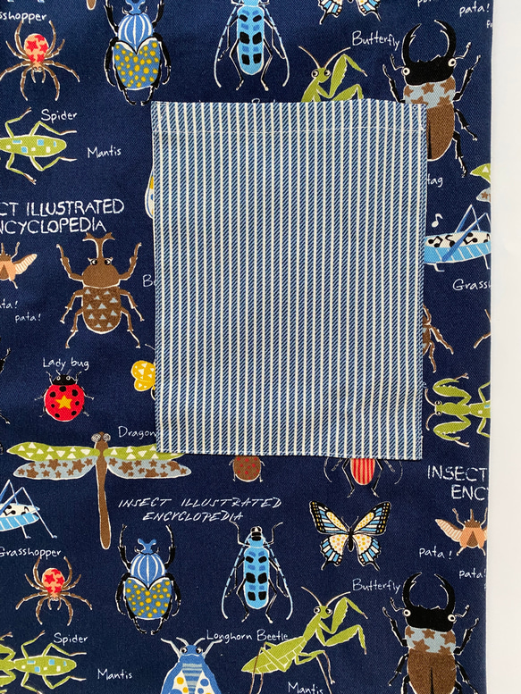 昆虫柄☆130〜140こどもエプロン、三角巾、巾着3点セット　 4枚目の画像