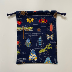 昆虫柄☆130〜140こどもエプロン、三角巾、巾着3点セット　 7枚目の画像