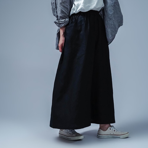 wafu入門編】数量限定！薄地で丈夫。超高密度織り ワイドパンツ / 黒色 