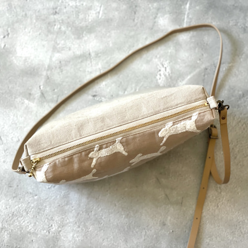 限定価格⚮̈ミナペルホネンrunrunrun beige ショルダーバッグ