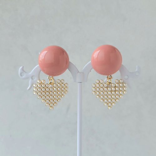 万能ピンクベージュのアクセサリー「ルージュ on Heart