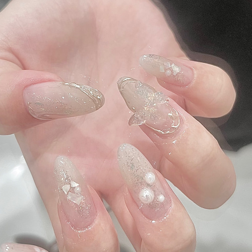 No.58】オーロラ蝶々♡偏光ラメ ワンホン ネイルチップ シェル No.58】オーロラ蝶々♡偏光ラメ ワンホン ネイルチップ シェル