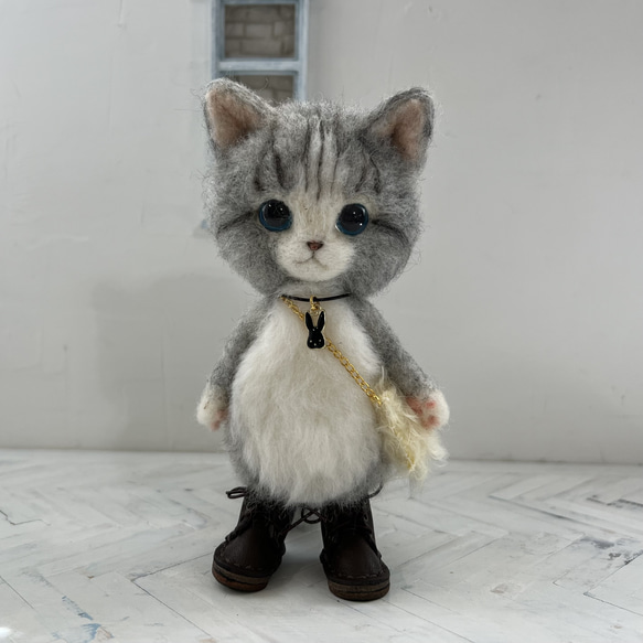 Hさまご予約商品　たれ耳うさぎ帽子のごーぐるにゃんこ 羊毛フェルト ねこ　ぬいぐるみ　 8枚目の画像