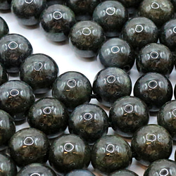 AG-Beads-104　ミャンマー産 黒翡翠 約12mm 1連 約38㎝ 2枚目の画像