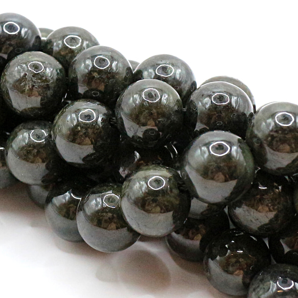 AG-Beads-104　ミャンマー産 黒翡翠 約12mm 1連 約38㎝ 3枚目の画像