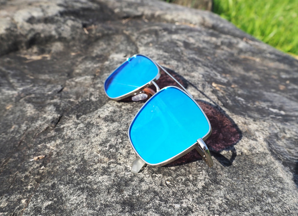 2is KylaB 太陽眼鏡│質感雙樑方框│藍色│抗UV400 第2張的照片