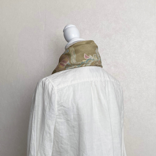 草木染め&ろうけつ染め 絹スカーフ 手描き 和更紗模様 Batik 伝統工芸