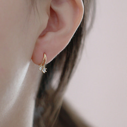 女士圈形耳環，金屬過敏相容，18K，小號，925 銀，擺動，工作禮物 第4張的照片