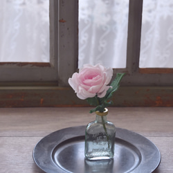 ◆粘土のお花◆　薔薇　一輪　（ライトピンク）B847 8枚目の画像