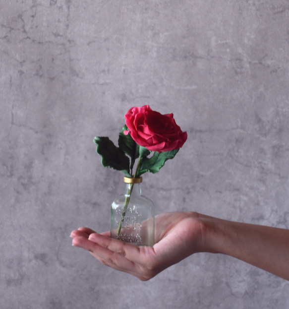 ◇粘土のお花◇ 薔薇 一輪 （赤）B848 プリザーブドフラワー Old