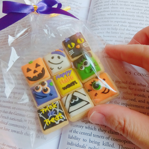 ♦︎ハロウィン♦︎アイシングクッキー♦︎1セット1300円.2セット2400円 ♦︎ハロウィン♦︎アイシングクッキー♦︎1セット1300円.2セット2400