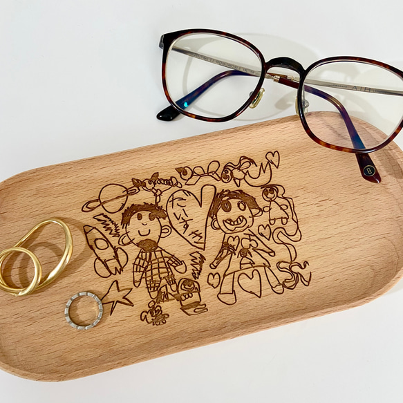 送料込】母の日 父の日 敬老の日 プレゼント 似顔絵トレー メガネ置き
