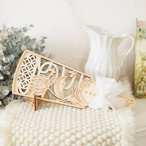 名入れ無料》七五三 正月飾り 羽子板⌇木製「バイカラー／菊と蝶」百日