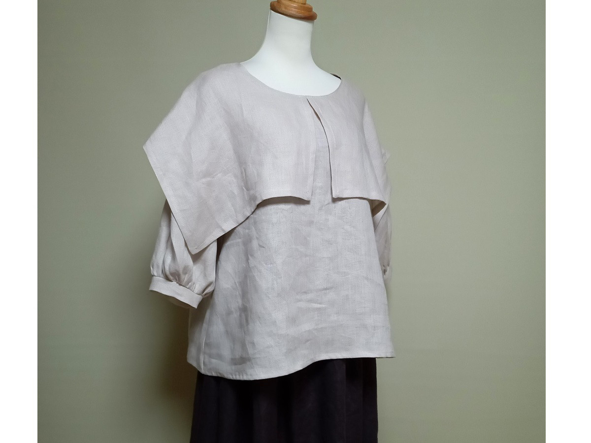 リネン◆オーバーカラーブラウス　五分袖◆ナチュラル◆フリーサイズ（中厚リネン100％）