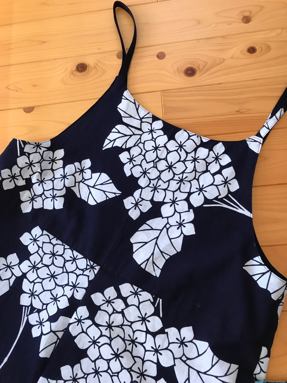 ゆったりサロペットパンツ　フリーサイズ　浴衣リメイク　紫陽花 4枚目の画像