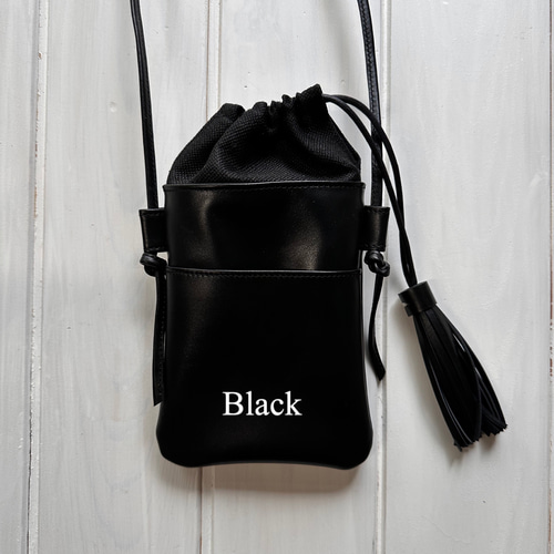 大きなフリンジ付き☆本革の巾着スマホショルダー シルバー 、 スマホ