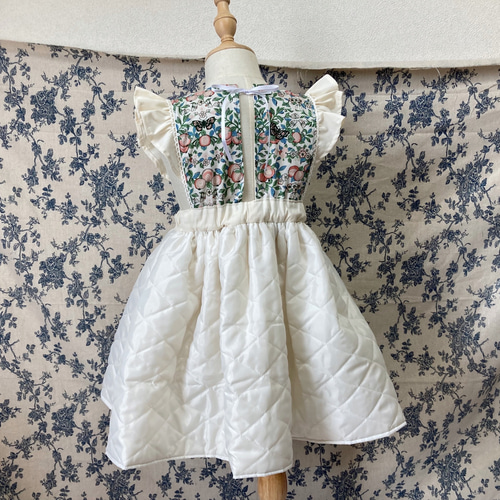 受注生産(ウィリアムモリス使用)肩フリルエプロンワンピース(いちご泥棒) 110サイズ(モリス使用)丸襟×肩フリルエプロンワンピース(いちご