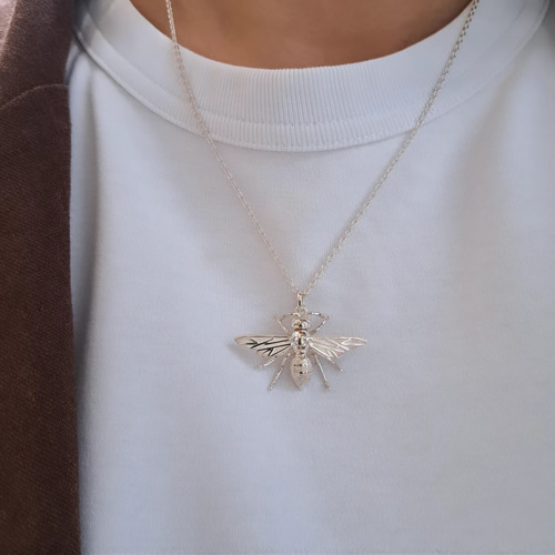 蜂 ペンダントトップ】 スズメバチ 蜂アクセサリー 蜂ネックレス ハチ