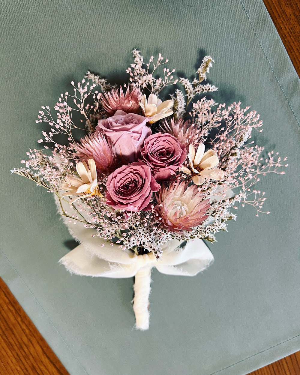 プリザーブドローズのミニブーケ スワッグ fleur meana 通販 16361578