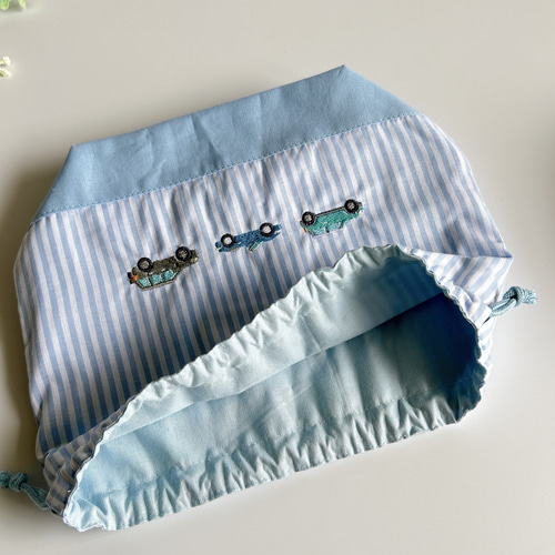 名入れOK【お弁当袋】車の刺繍・男の子・入園入学・幼稚園・保育園
