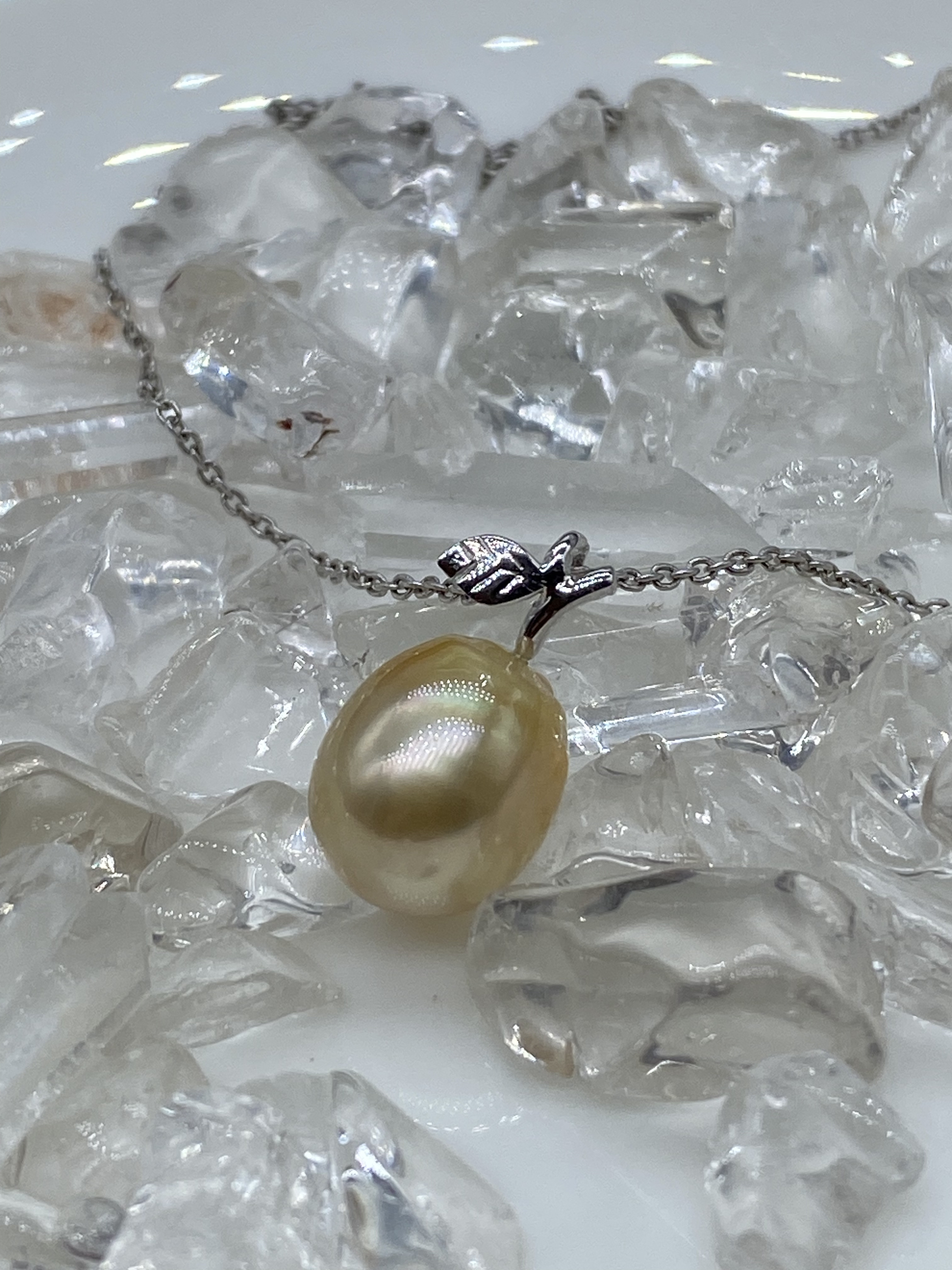 果物みたいな南洋真珠ネックレスI 7,056円