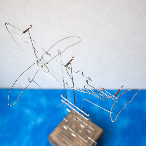くじら Wire Automata 泳ぐ針金のクジラさん 立体・オブジェ tetsuok