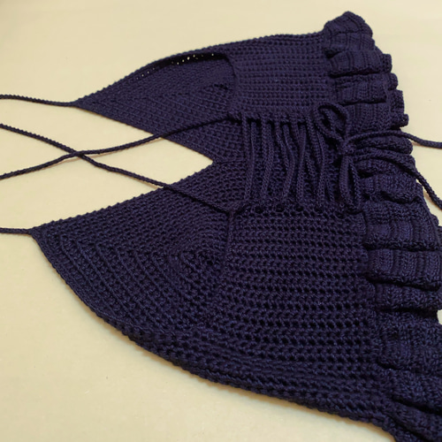 crochetニットビスチェ（ 黒 ）手編み タンクトップ