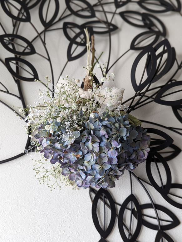 紫陽花とかすみ草のまぁるいドライフラワースワッグ インテリア  