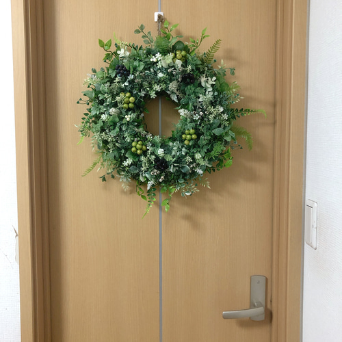 45cm特大 ベリーとグリーンのナチュラル風フラワーリース アーティ