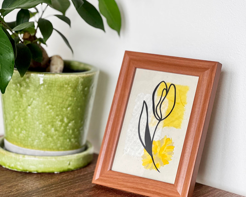 チューリップ の絵 葉のついたチューリップの鉛筆画 | Premiumベクトル素材