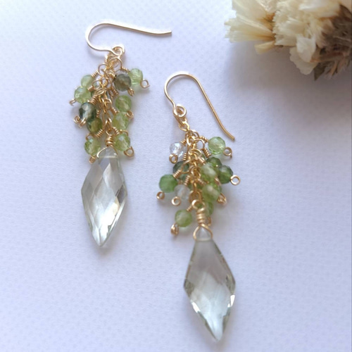 天然石 14kgf グリーンアメジストと小粒天然石のピアス